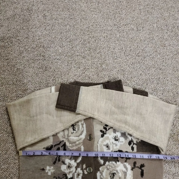 Vintage Susan Bristol Beige/Brown Floral Pattern Cardigan/Sweater - Picture 10 of 10